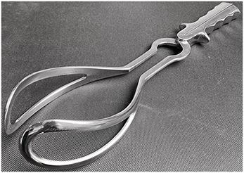 neville barnes forceps delivery